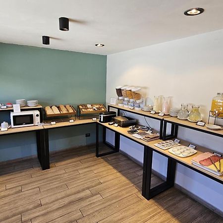 M382 Hotel Bariloche Екстер'єр фото