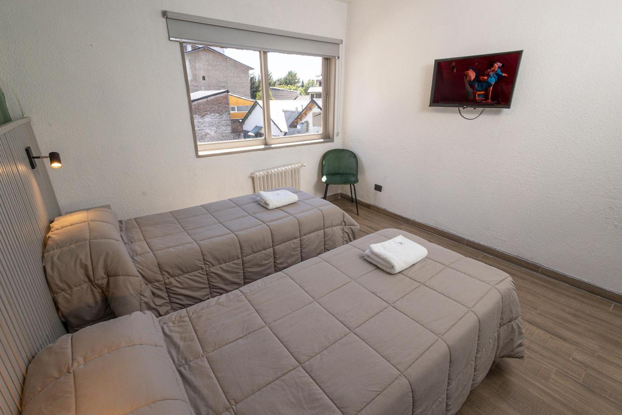 M382 Hotel Bariloche Екстер'єр фото