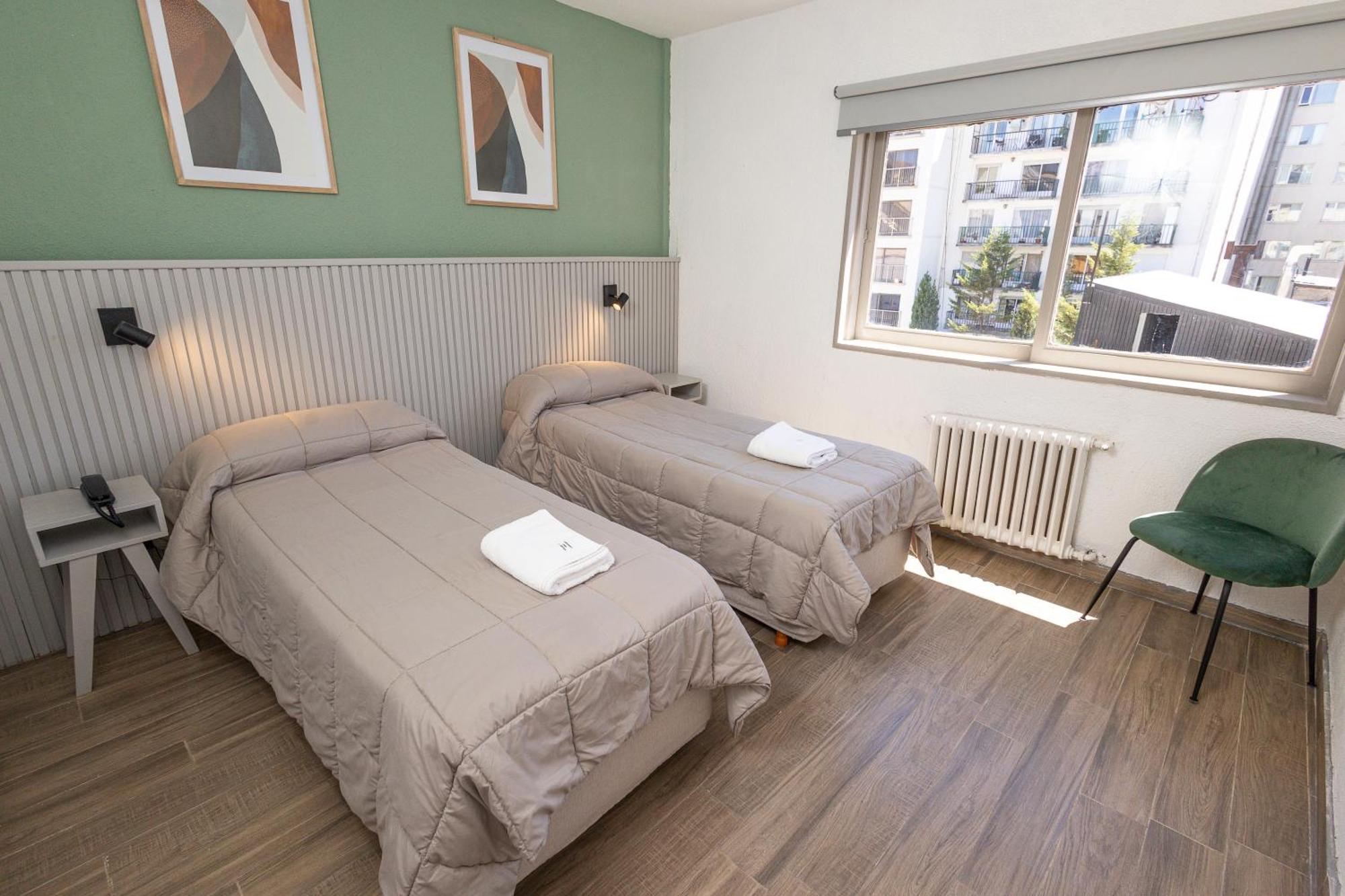 M382 Hotel Bariloche Екстер'єр фото