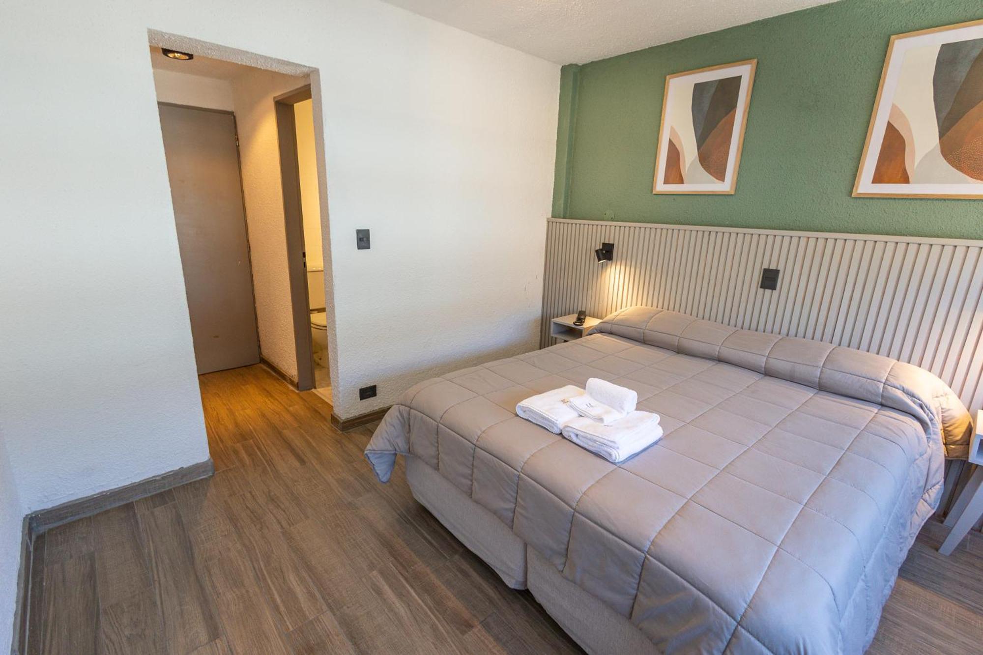 M382 Hotel Bariloche Екстер'єр фото