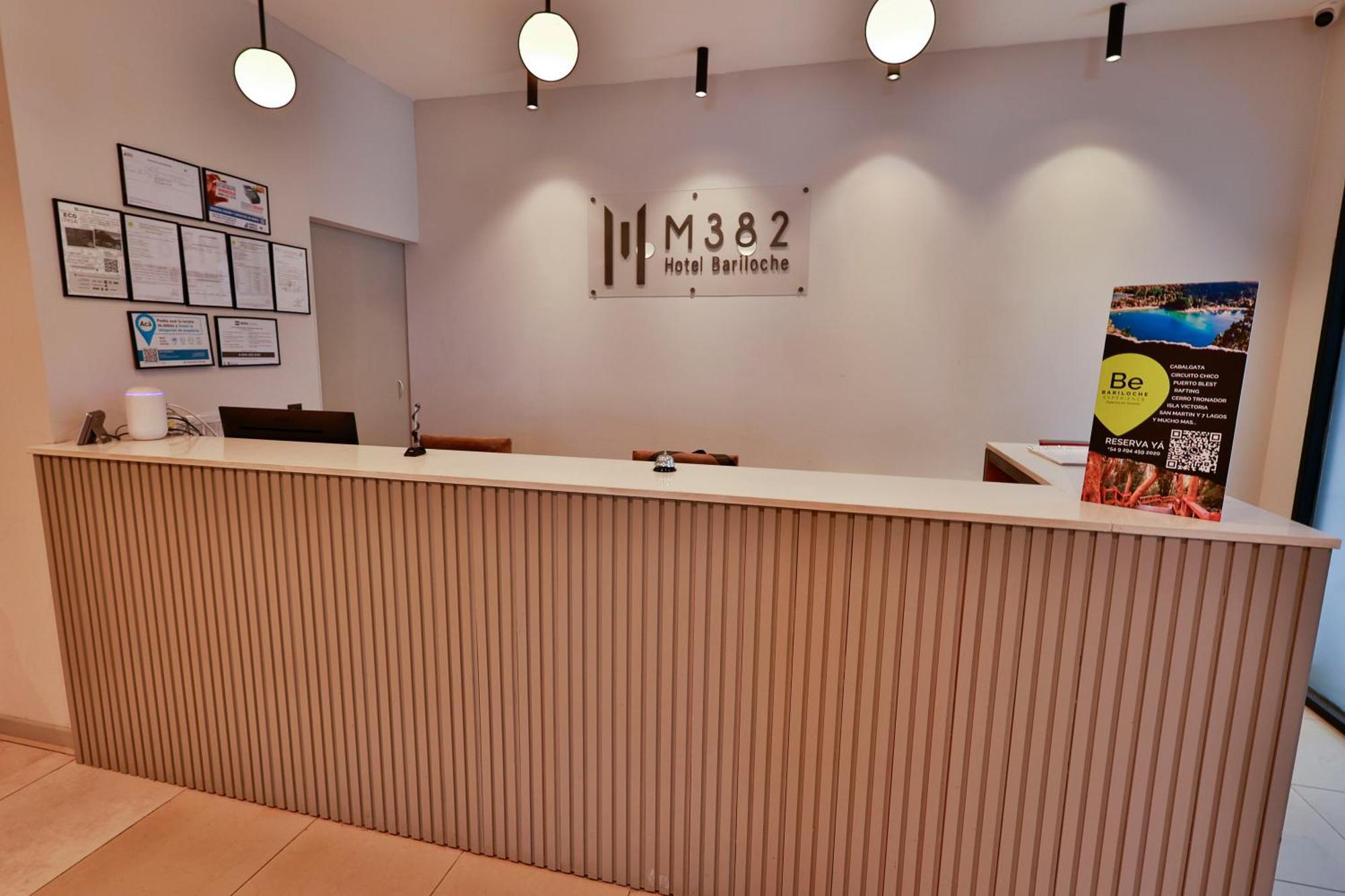 M382 Hotel Bariloche Екстер'єр фото